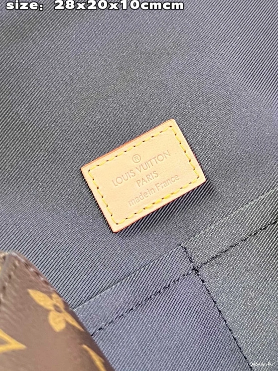 LOUIS BB CHANELUNY VUITTON 0226